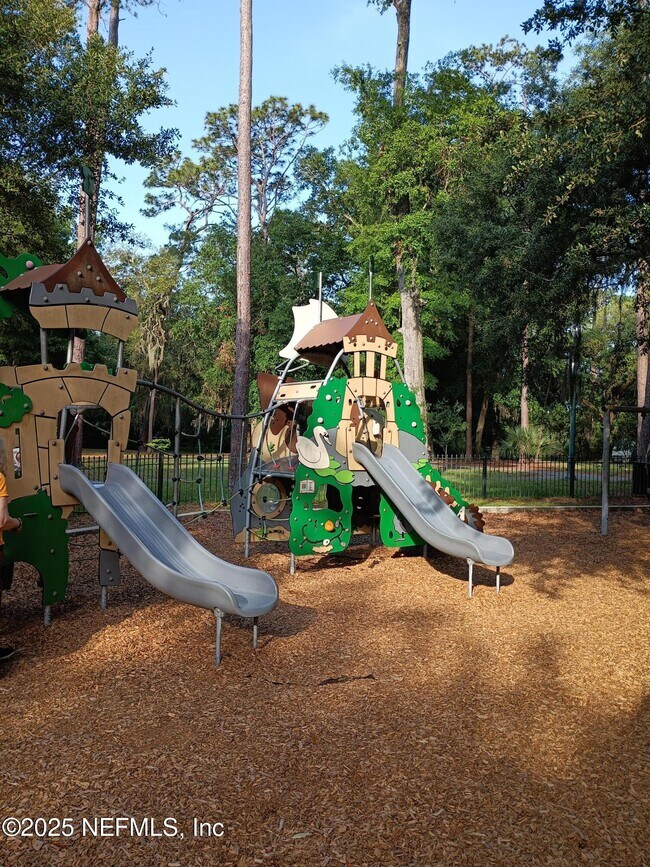 Building Photo - 3806 Burnett Park Rd