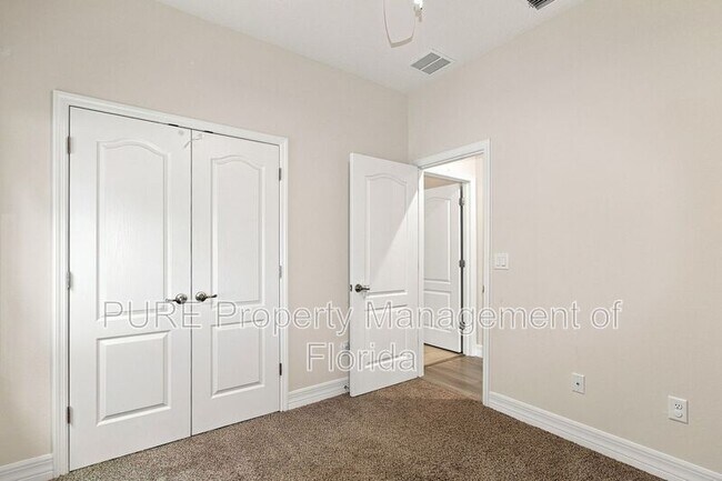 Building Photo - 13831 SW 33rd Terrace