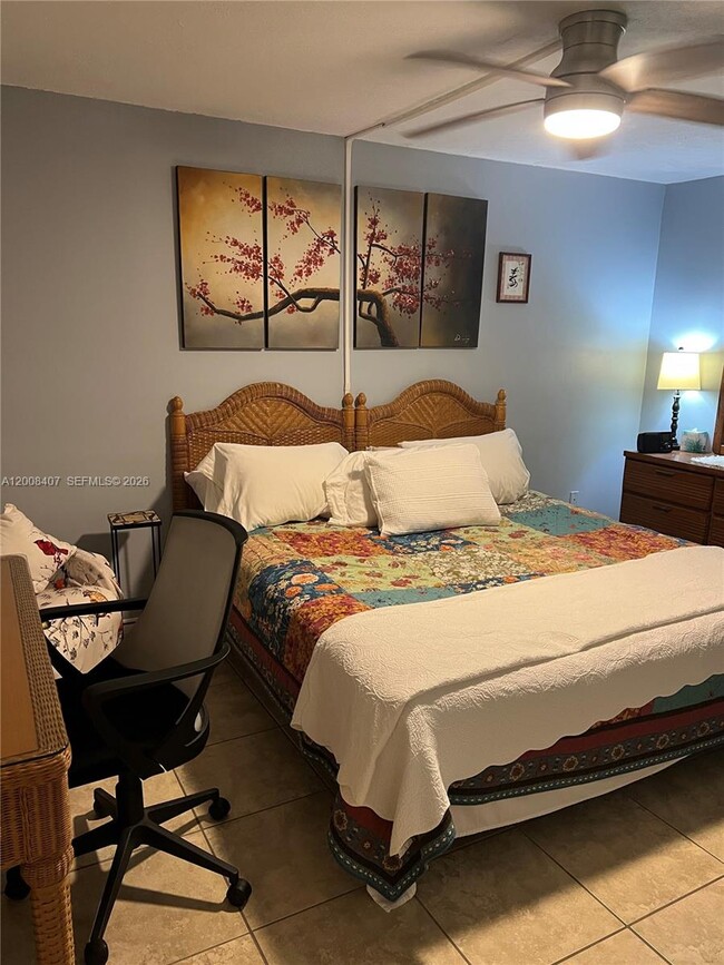 Building Photo - 980 Constitution Dr