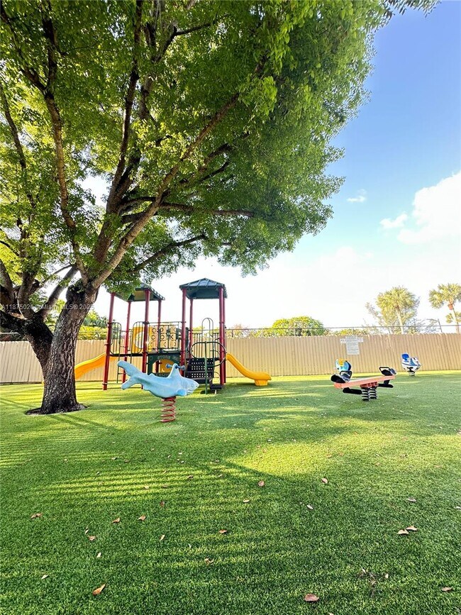 Building Photo - 9709 Costa Del Sol Blvd