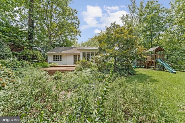 Building Photo - 6534 Jay Miller Dr