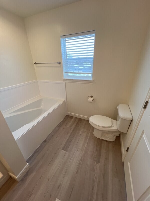 Building Photo - 250 1200 S