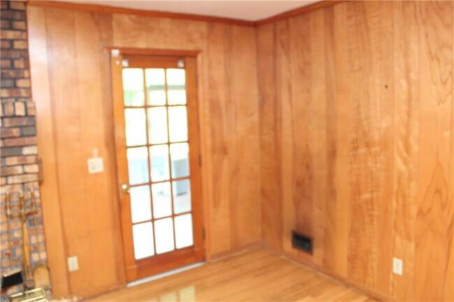 Building Photo - 1179 Old Coach Rd