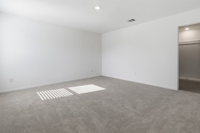 Building Photo - 19747 US-59