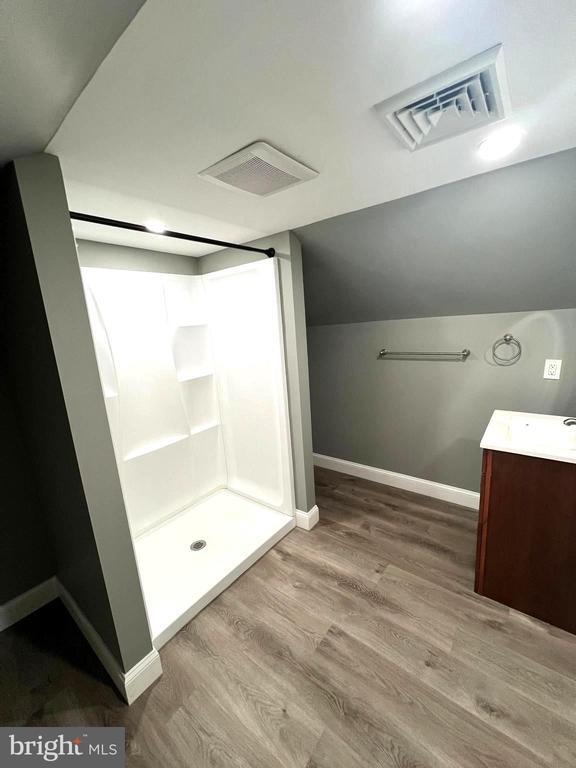 Building Photo - 7617 Old Plank Rd