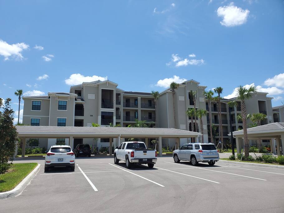 Building Photo - 17520 Gawthrop Dr