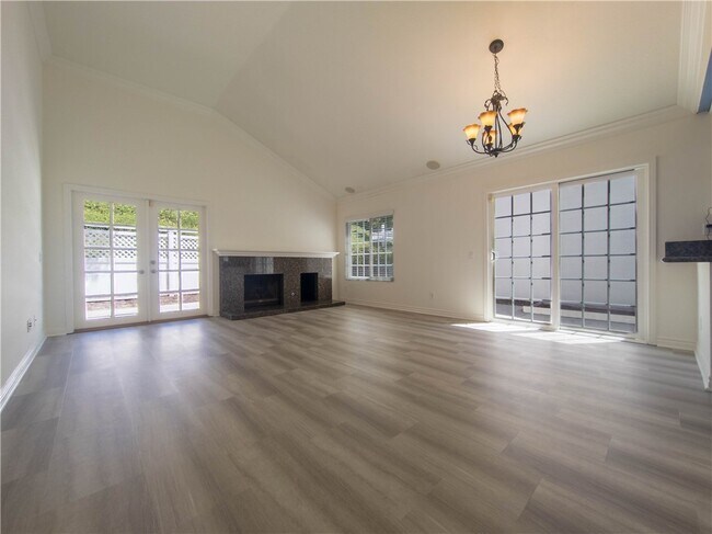 Building Photo - 21032 Primrose Ln