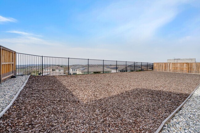 Building Photo - Newly Built 6BR Home with Panoramic Views in El Dorado Hills – 4,180 Sq Ft!