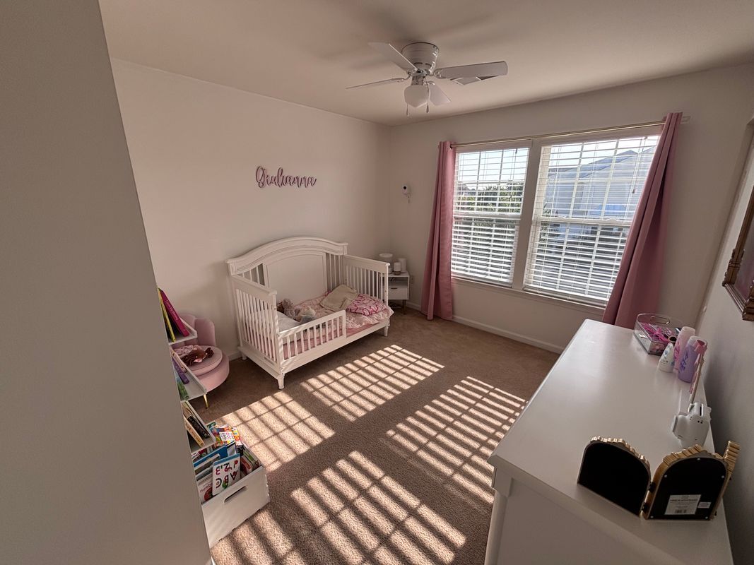 Building Photo - 322 Larose Dr