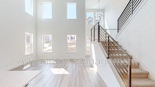 Building Photo - 1583 Stark Dr