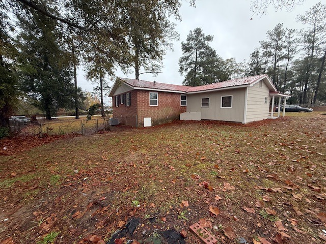 Building Photo - Charming 4BR Home in Desirable Neighborhoo...