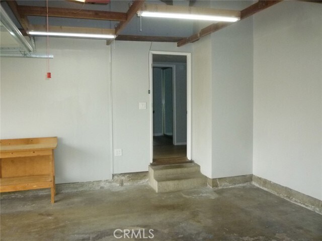 Building Photo - 1432 W 172nd St
