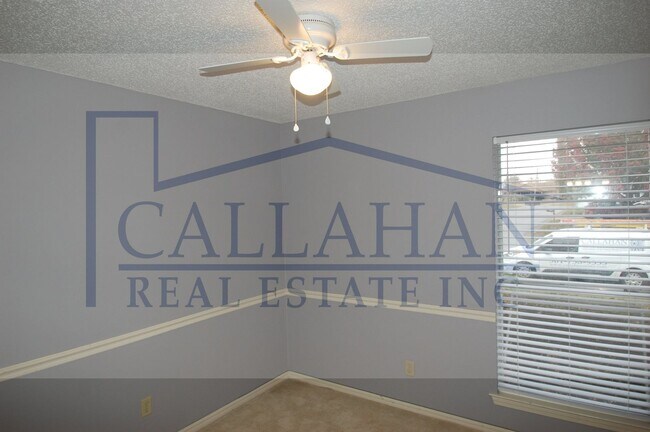 Building Photo - Sherwood 3 Bedroom Home