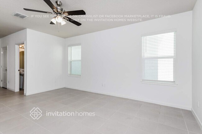 Building Photo - 2330 Southbury Dr
