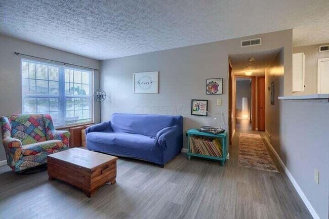 Building Photo - 5484 Cedar Springs