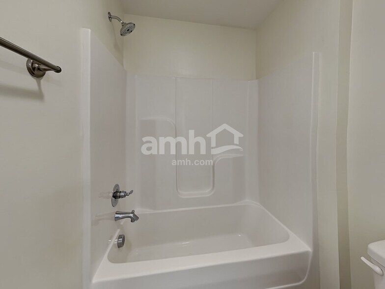 Building Photo - 5314 Tupelo St