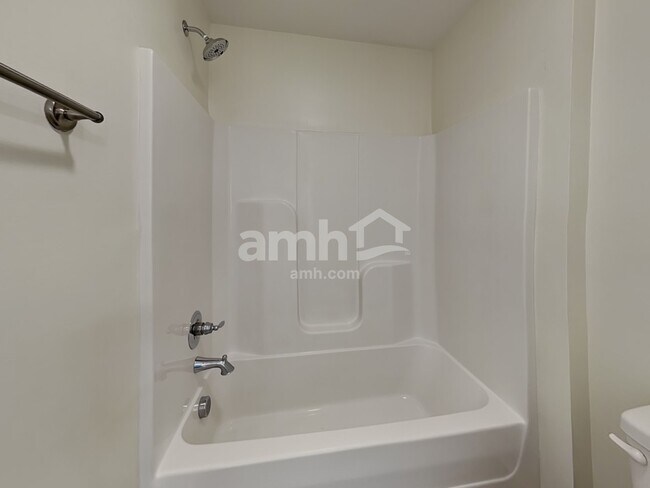 Building Photo - 5314 Tupelo St