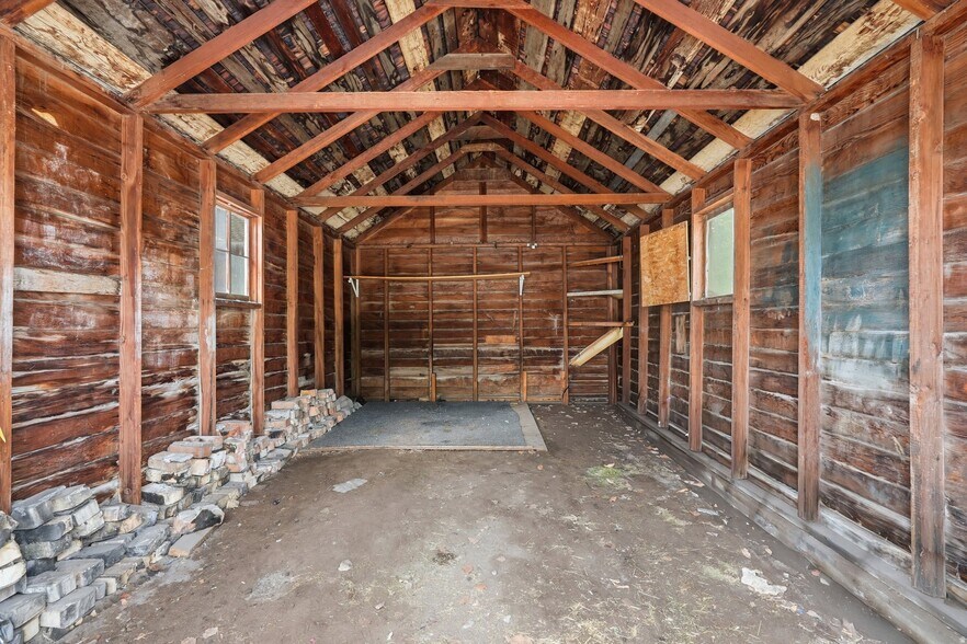Building Photo - 215 E 300 S