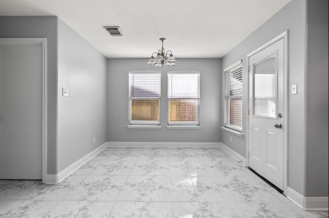 Building Photo - 11838 Sardis Lake Dr