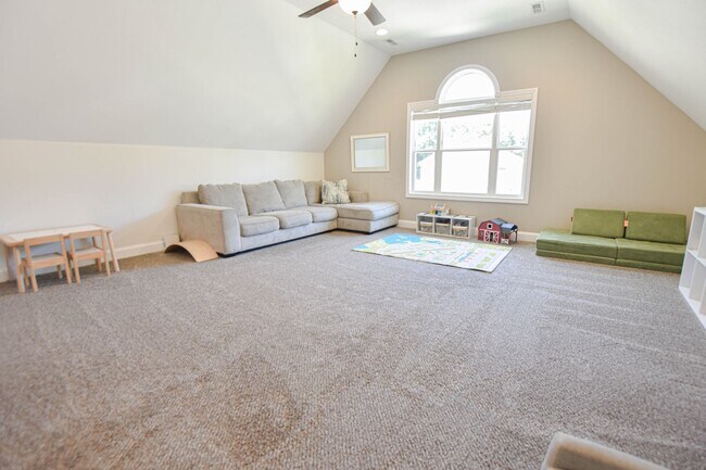 Building Photo - 2273 Colston Dr