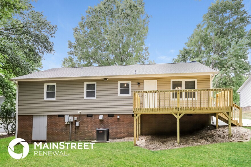 Building Photo - 1815 Rivertrace Point