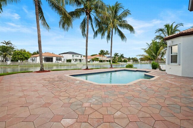 Building Photo - 5168 SW 157th Ave
