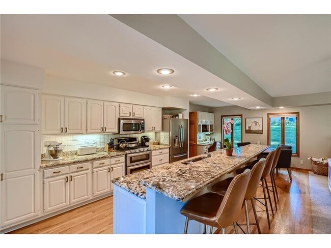 Building Photo - 3200 Frear Dr