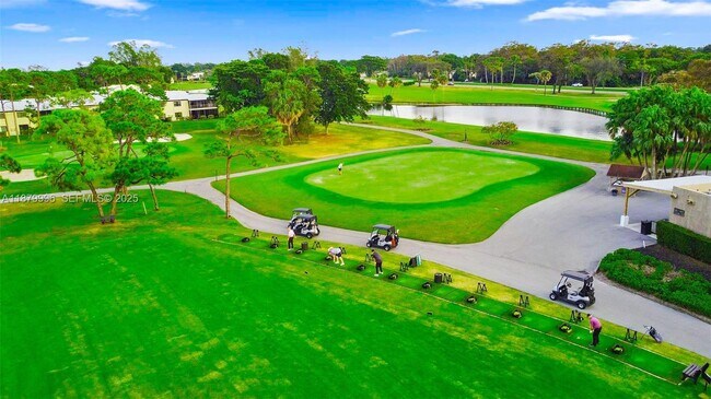 Building Photo - 21578 Juego Cir