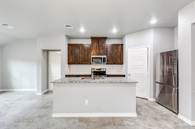 Building Photo - 1733 Dryden Ave