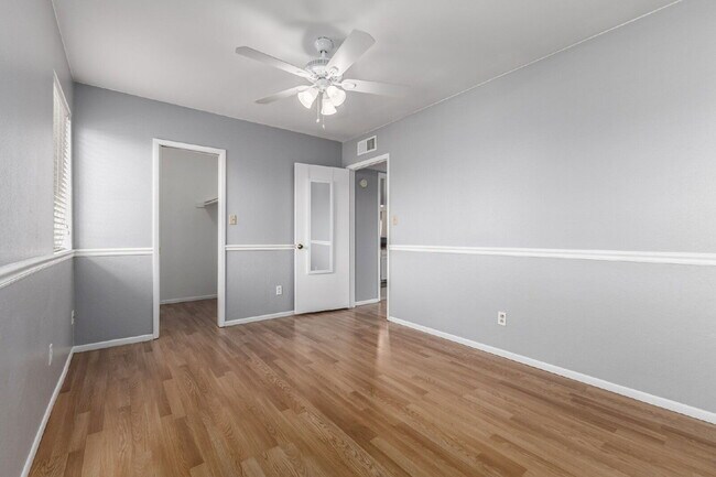 Building Photo - 8225 N Central Ave