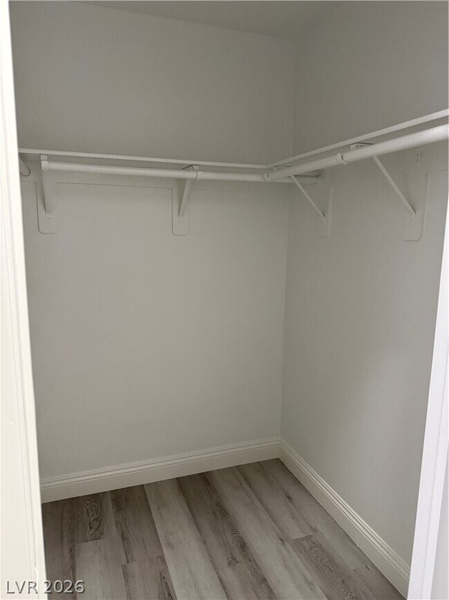 Building Photo - 9050 W Warm Springs Rd