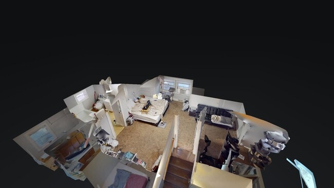 Building Photo - Walk to Restaurants and Shopping