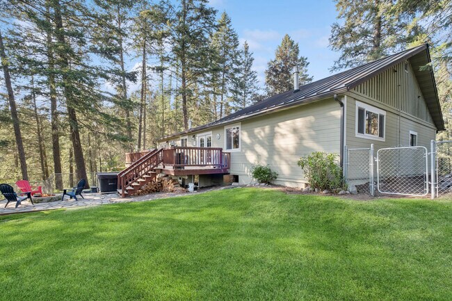 Building Photo - 278 N Many Lakes Dr