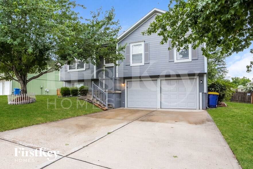 Building Photo - 1034 Bunting Ln