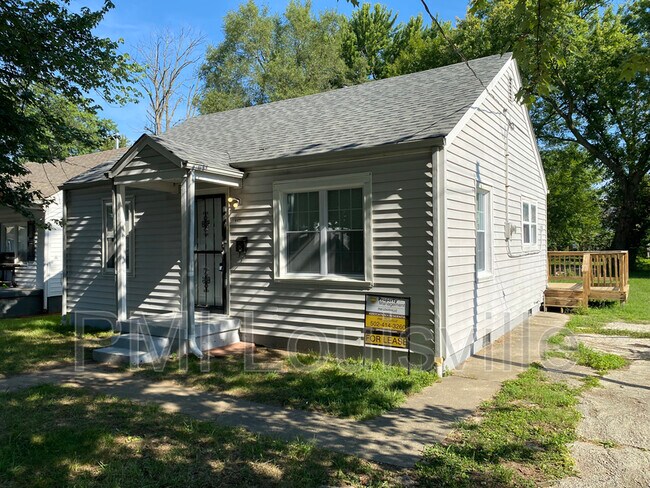 Building Photo - 4401 Hale Ave
