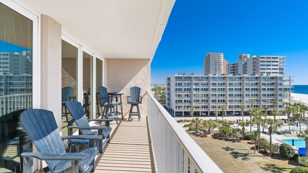Building Photo - 7205 Thomas Dr