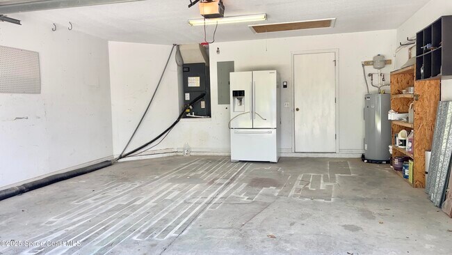 Building Photo - 3479 Horse Creek Cir