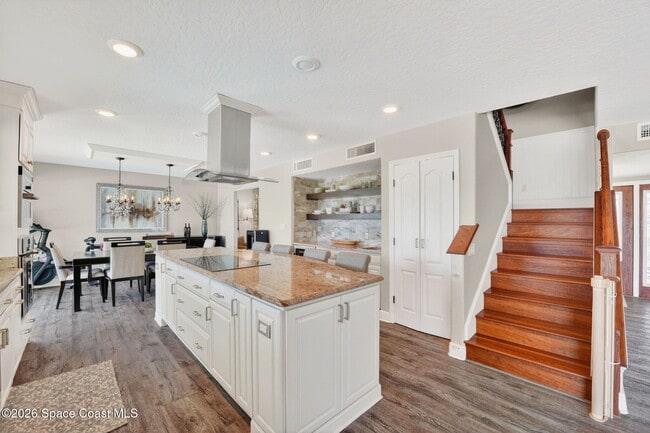 Building Photo - 244 Andros Ave