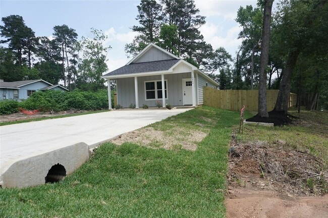 Building Photo - New Construction Home- this home is a sing...