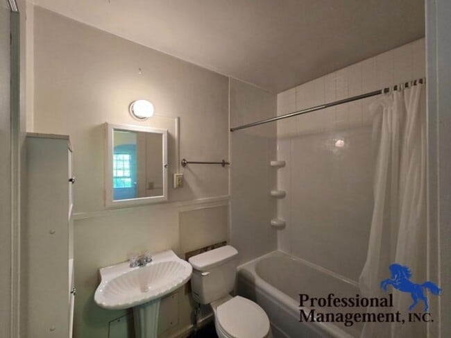 Building Photo - 1 bedroom in Billings MT 59101