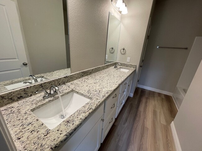 Building Photo - NEW BUILD Durant 3 bed 2 Bath 1 story single family house