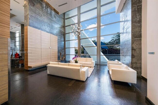 Building Photo - 888 Biscayne Blvd