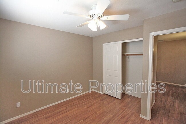 Building Photo - 16386 W Cottonwood St