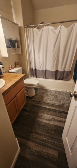 Building Photo - 2806 NE 145th Ave