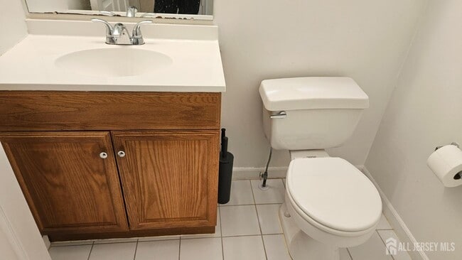 Building Photo - 405 Cobblestone Ct