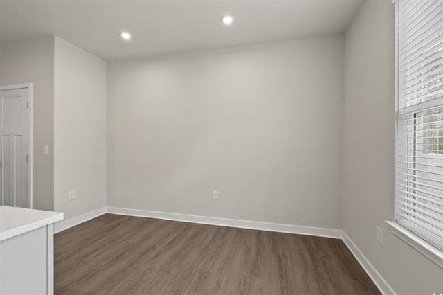 Building Photo - 200 Yams Dr