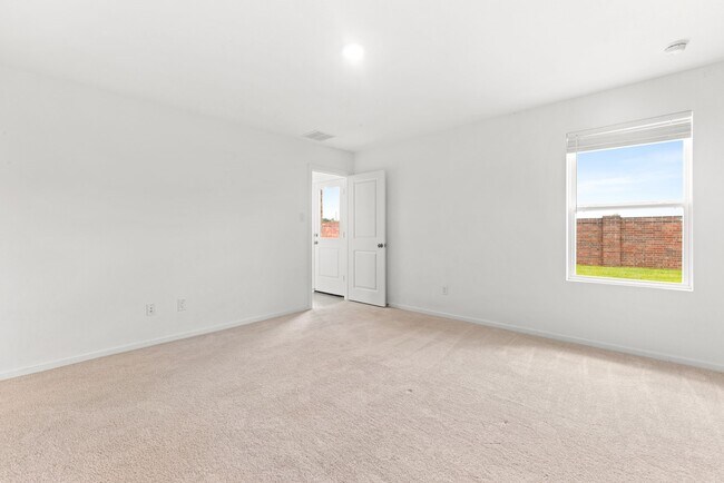 Building Photo - 3005 Majestic Sunrise Dr