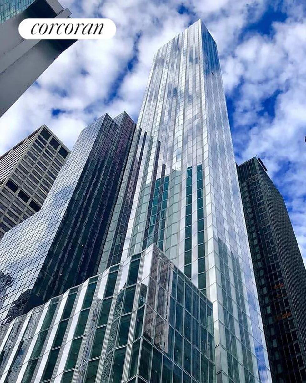 Building Photo - 100 E 53rd St