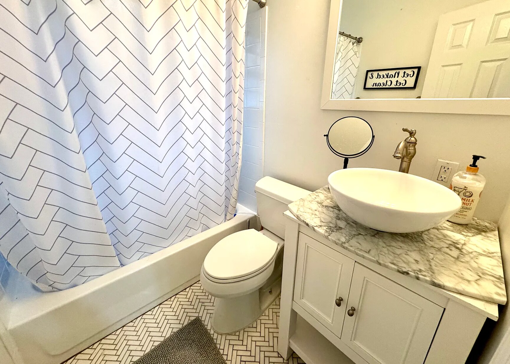 Bathroom First Floor - 559 Morgan St NE