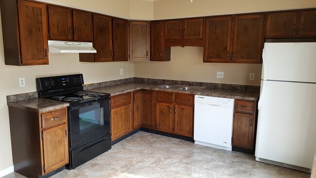 Building Photo - 4159 Pickfair Rd